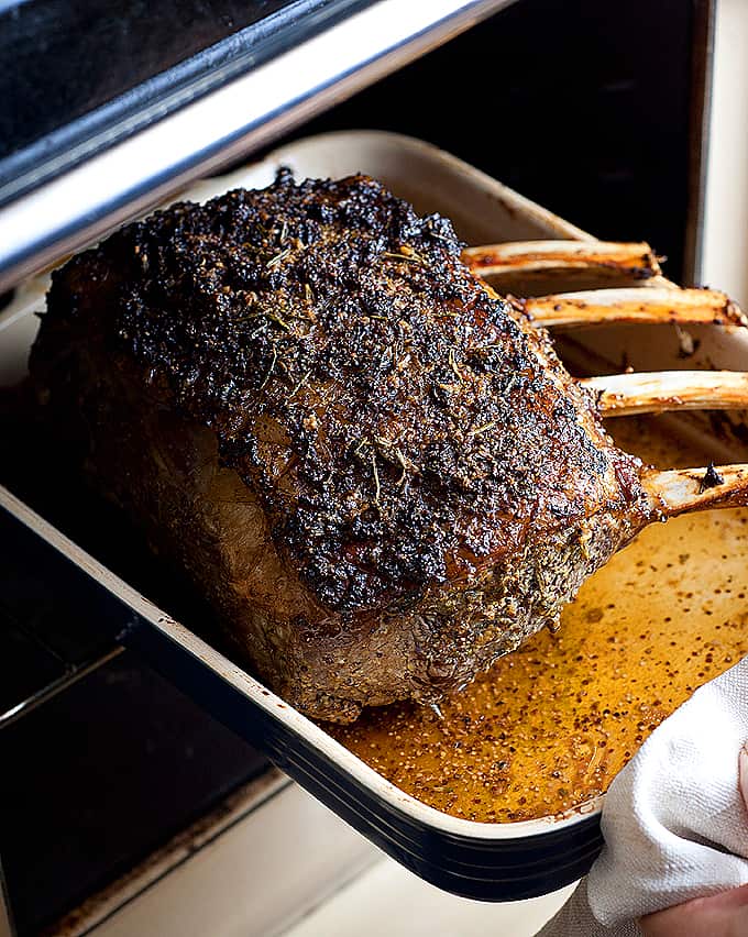 Feast_FTF_Rib-Roast-of-Beef.jpg