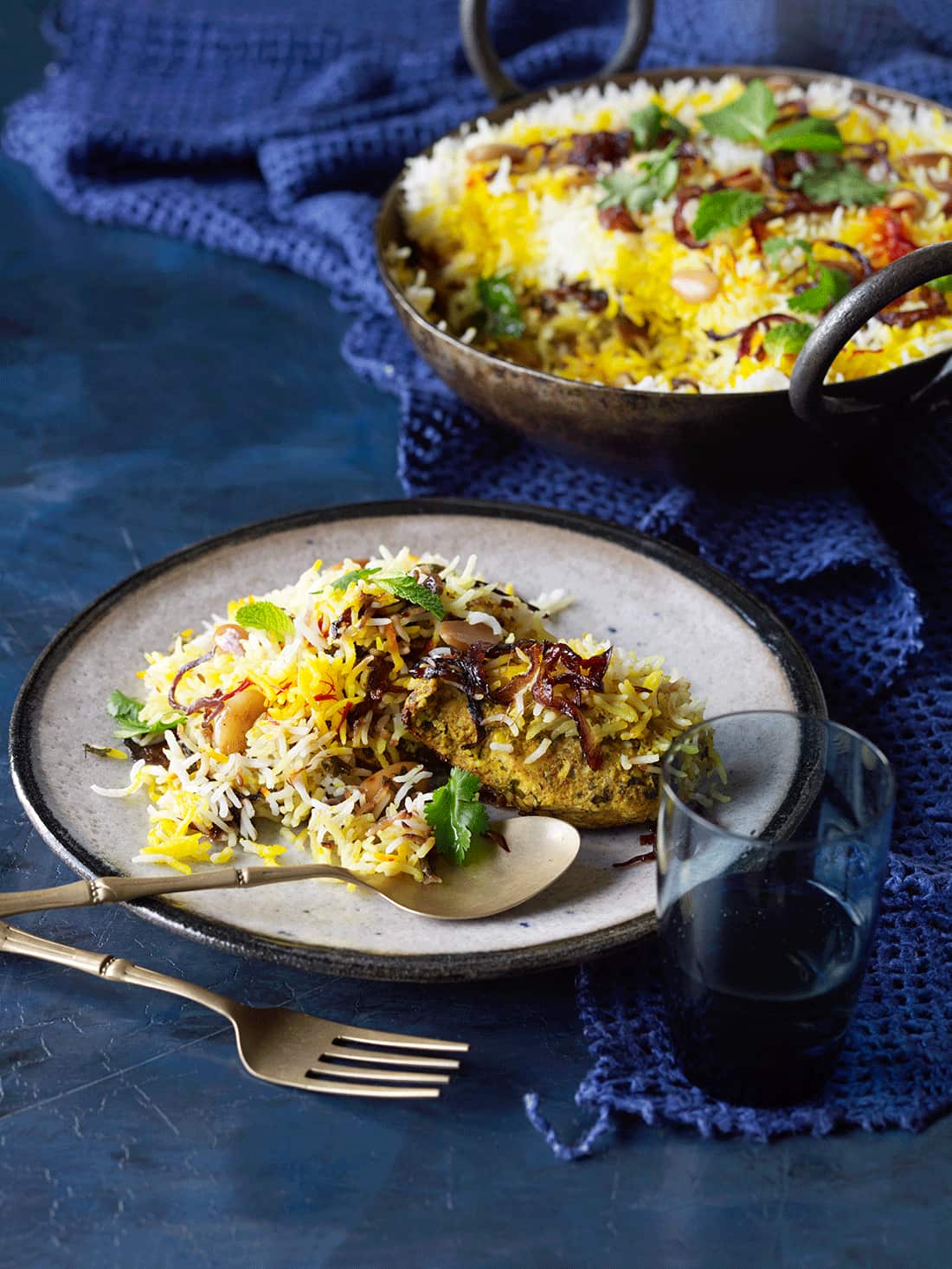 HYDERABADI-STYLE-CHICKEN-BIRYANI.gif