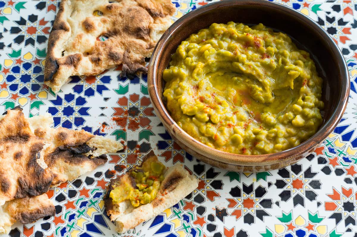 Moroccan green pea dip