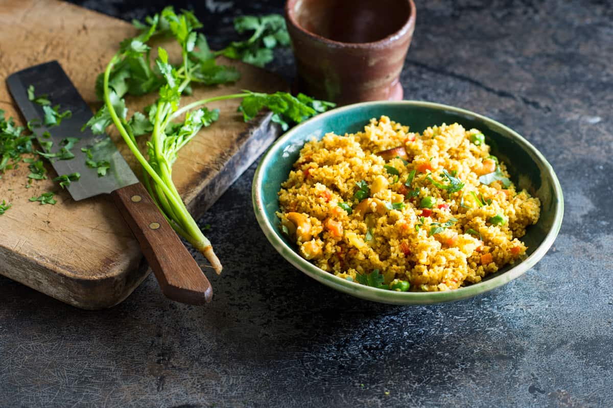 Cracked wheat porridge (fada upma)