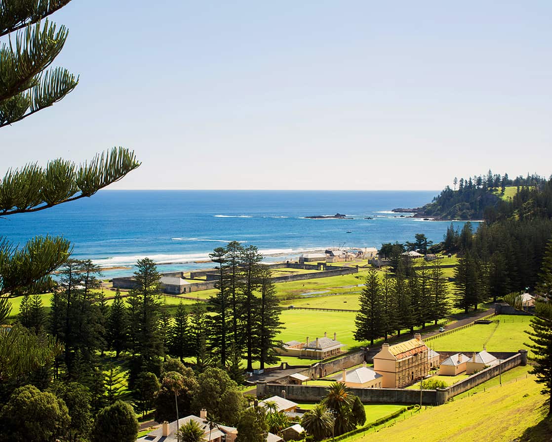 NORFOLK-ISLAND-COAST.jpg