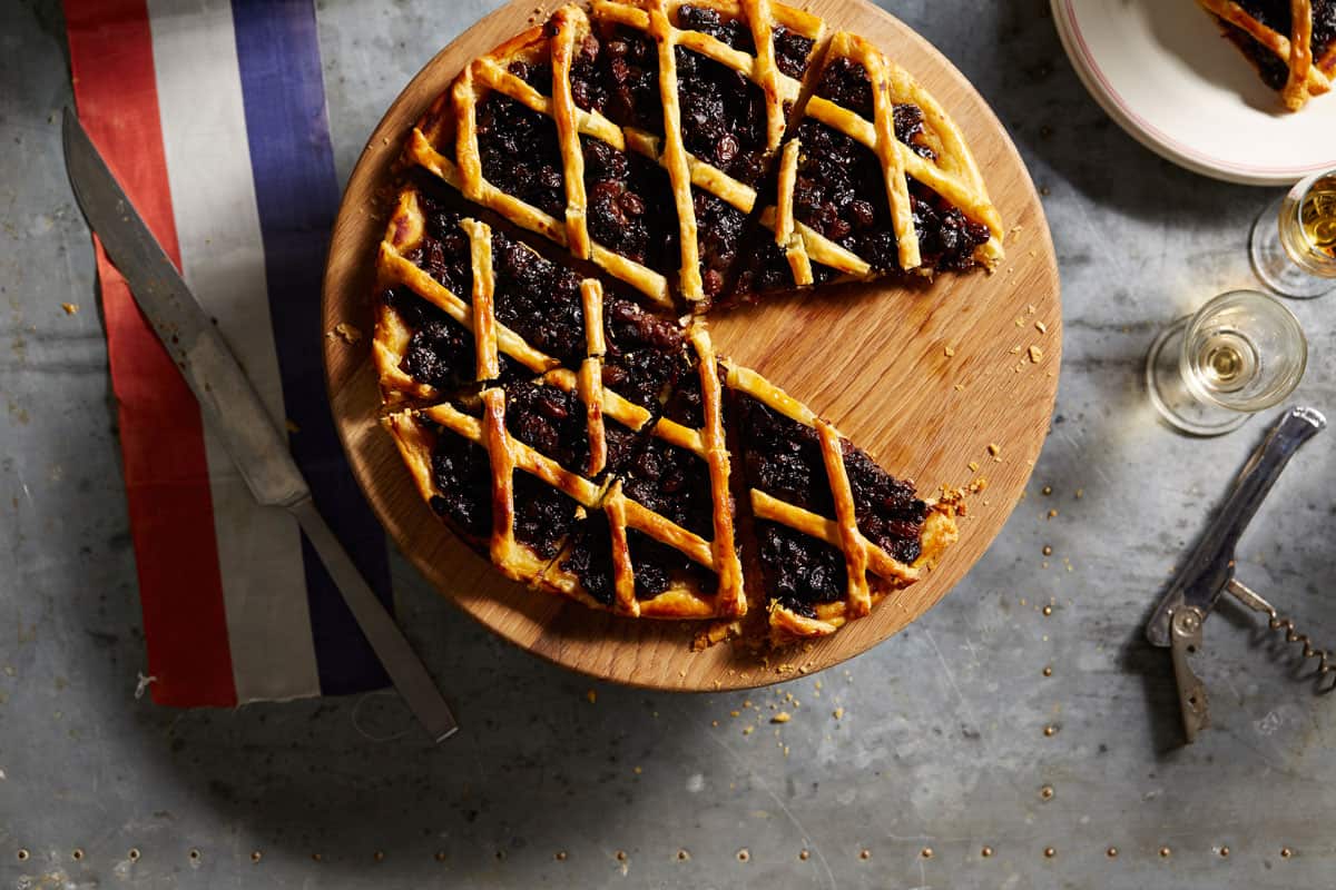 PruneAndRaisinTart-05.jpg