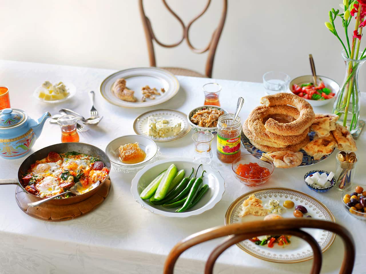 Turkish sausage and baked eggs