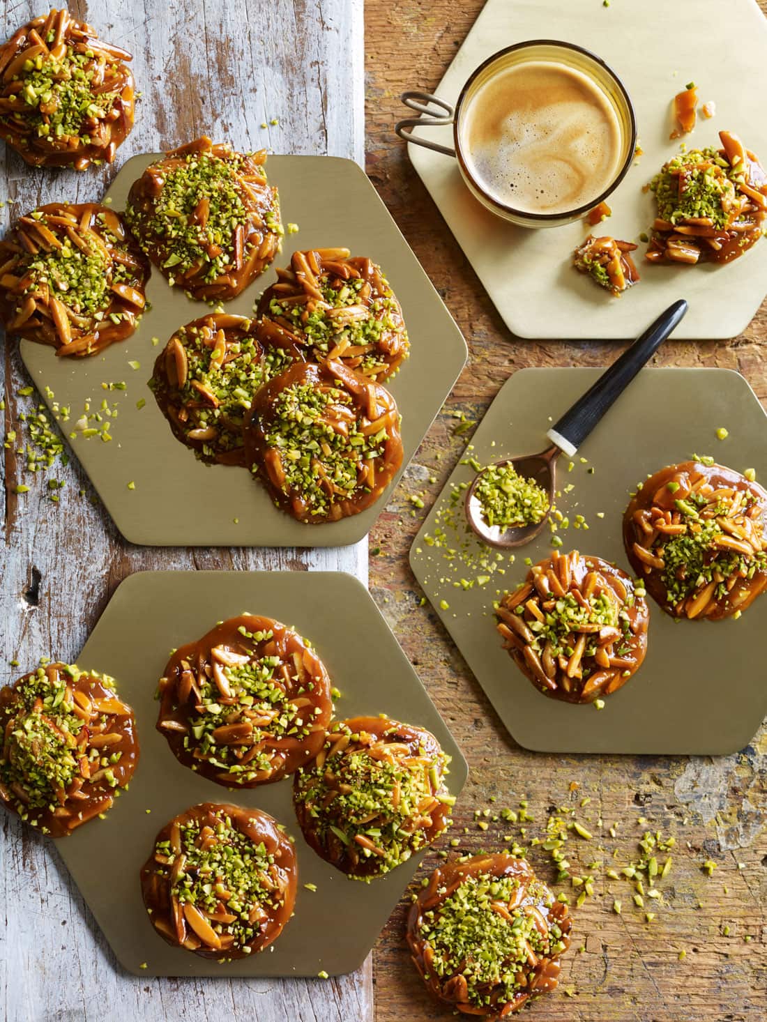 Honey, almond and saffron caramels (sohan asali)