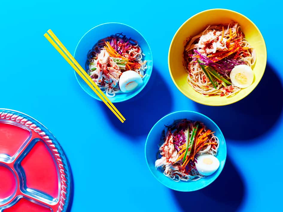 spicy cold buckwheat noodles 