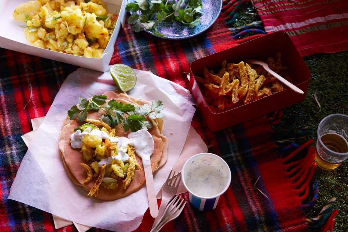 Spicy chicken, coriander and potato dosas