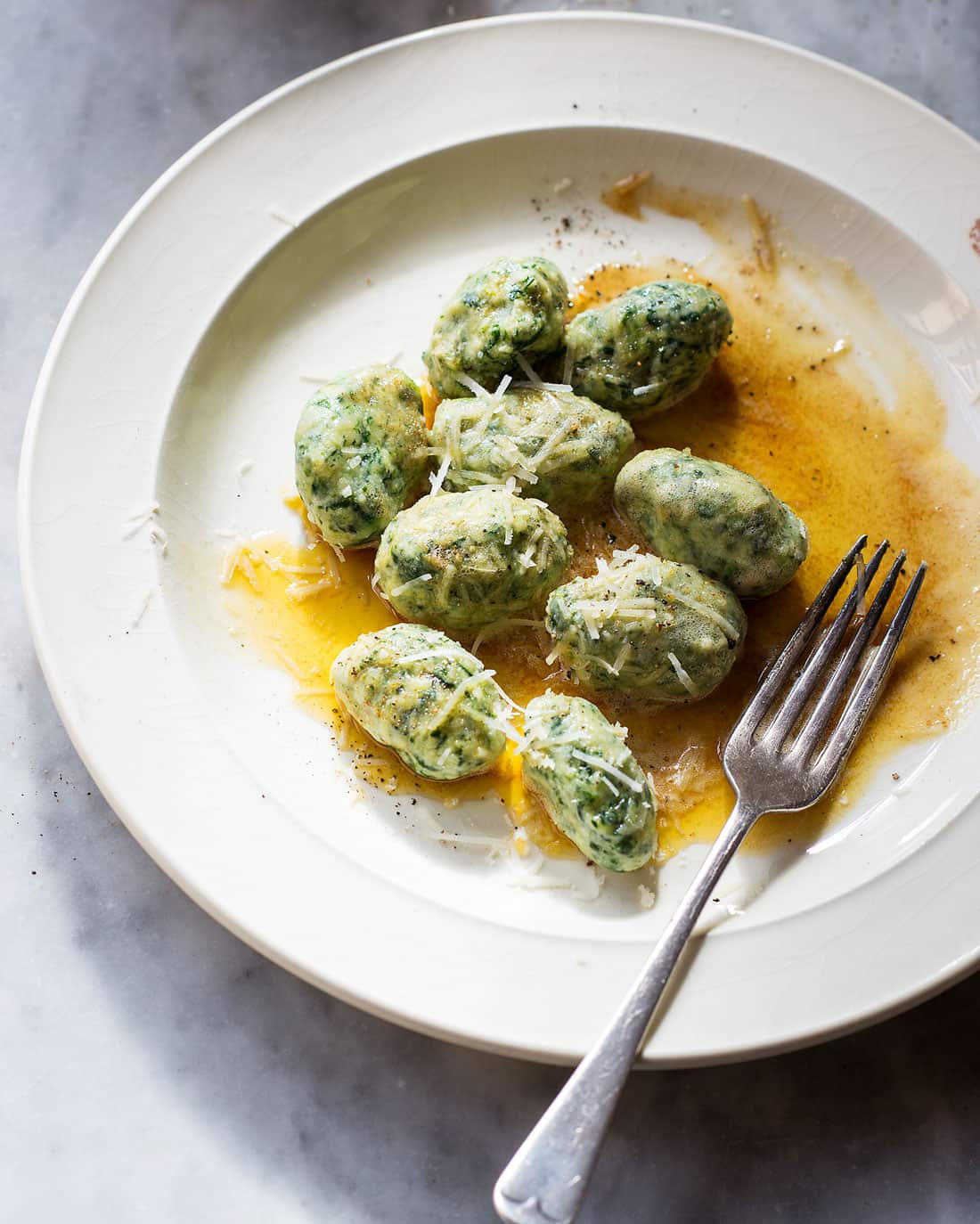Spinach-and-ricotta-gnocchi.jpg