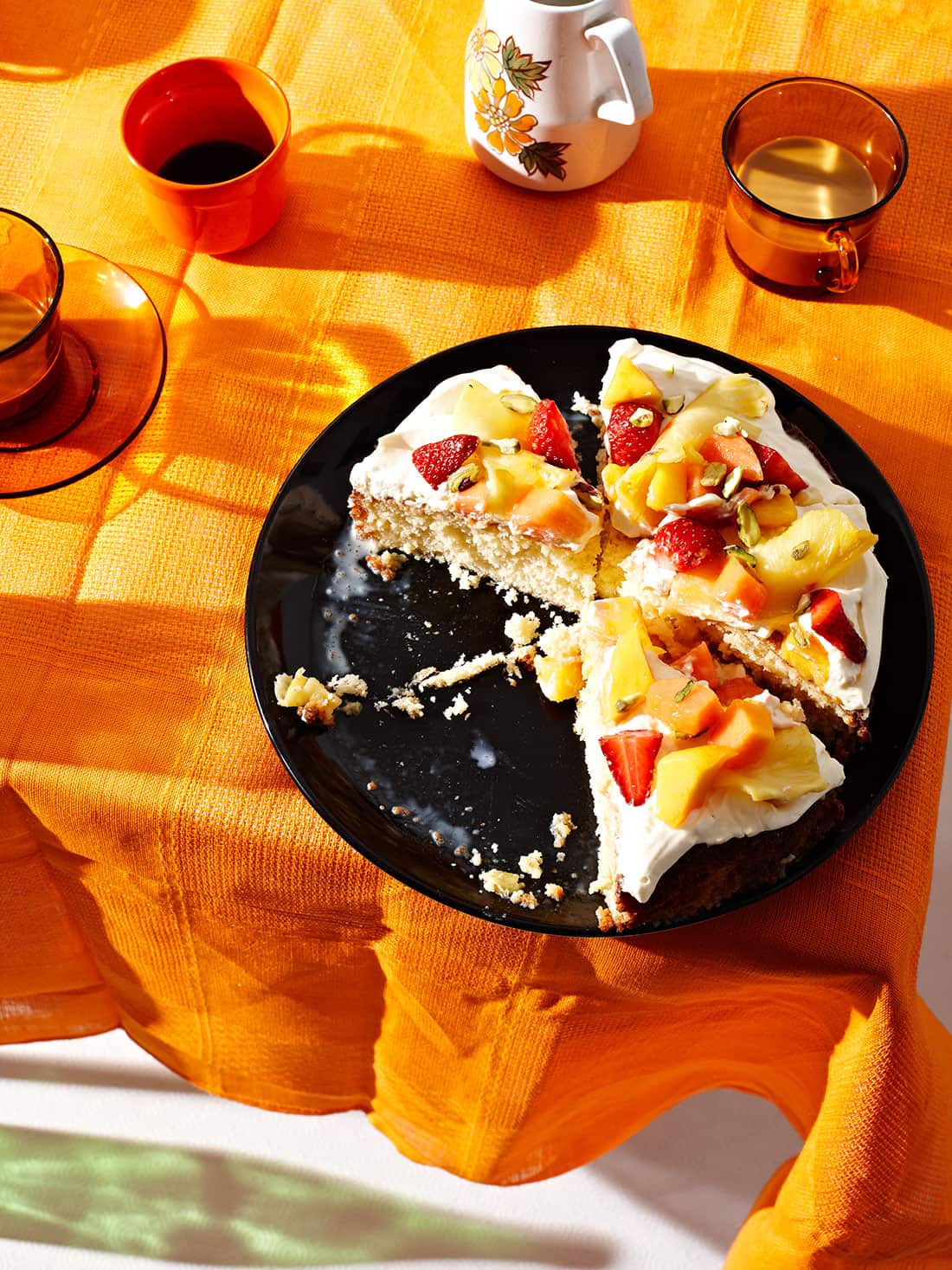 Three milks cake (pastel de tres leches)