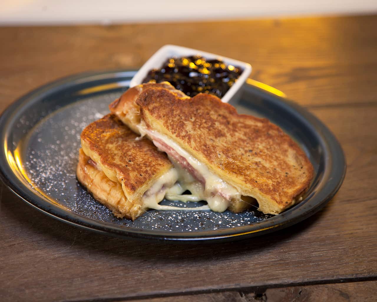 Monte Cristo sandwich