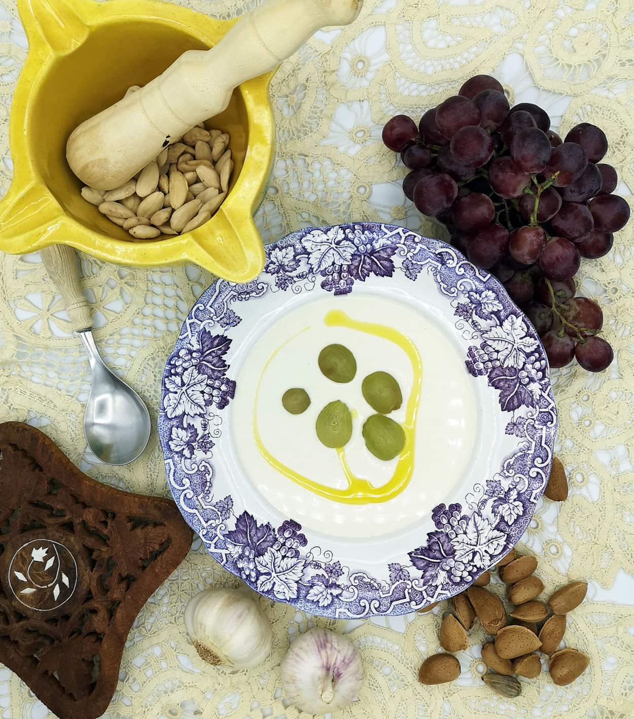 Ajoblanco by Ana López Marín