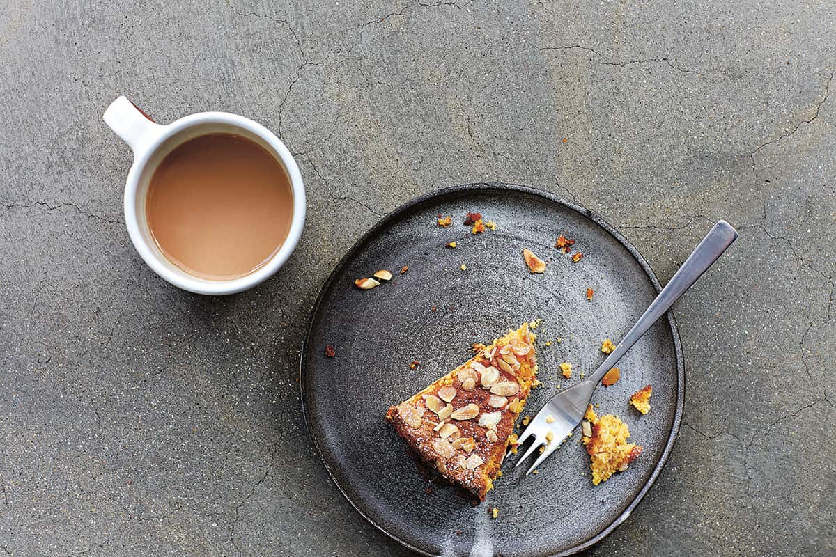 Almond and saffron cake