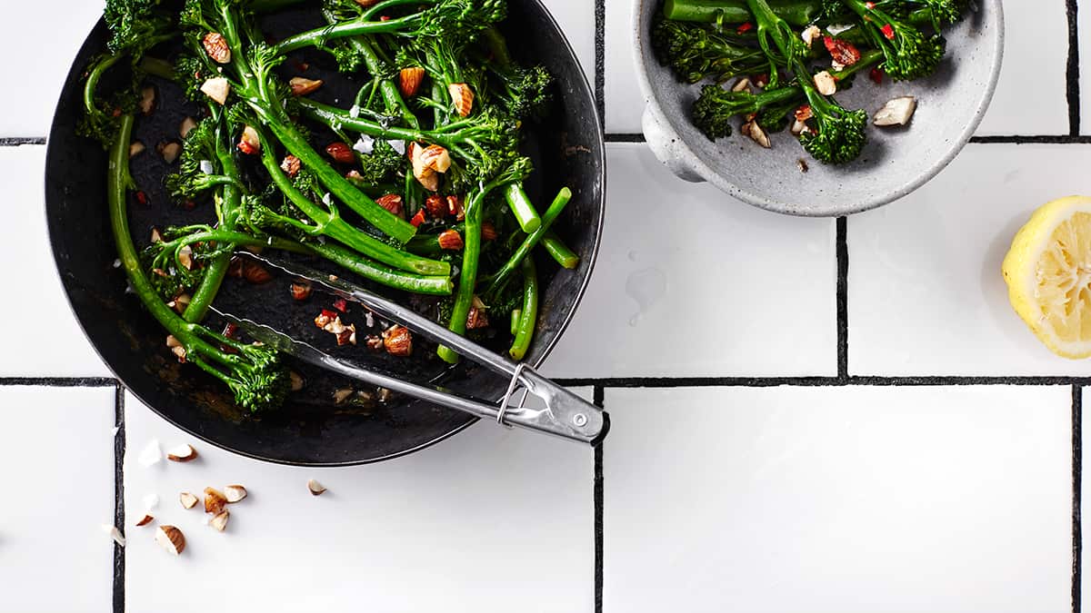 Broccoli with almonds, anchovy and chilli