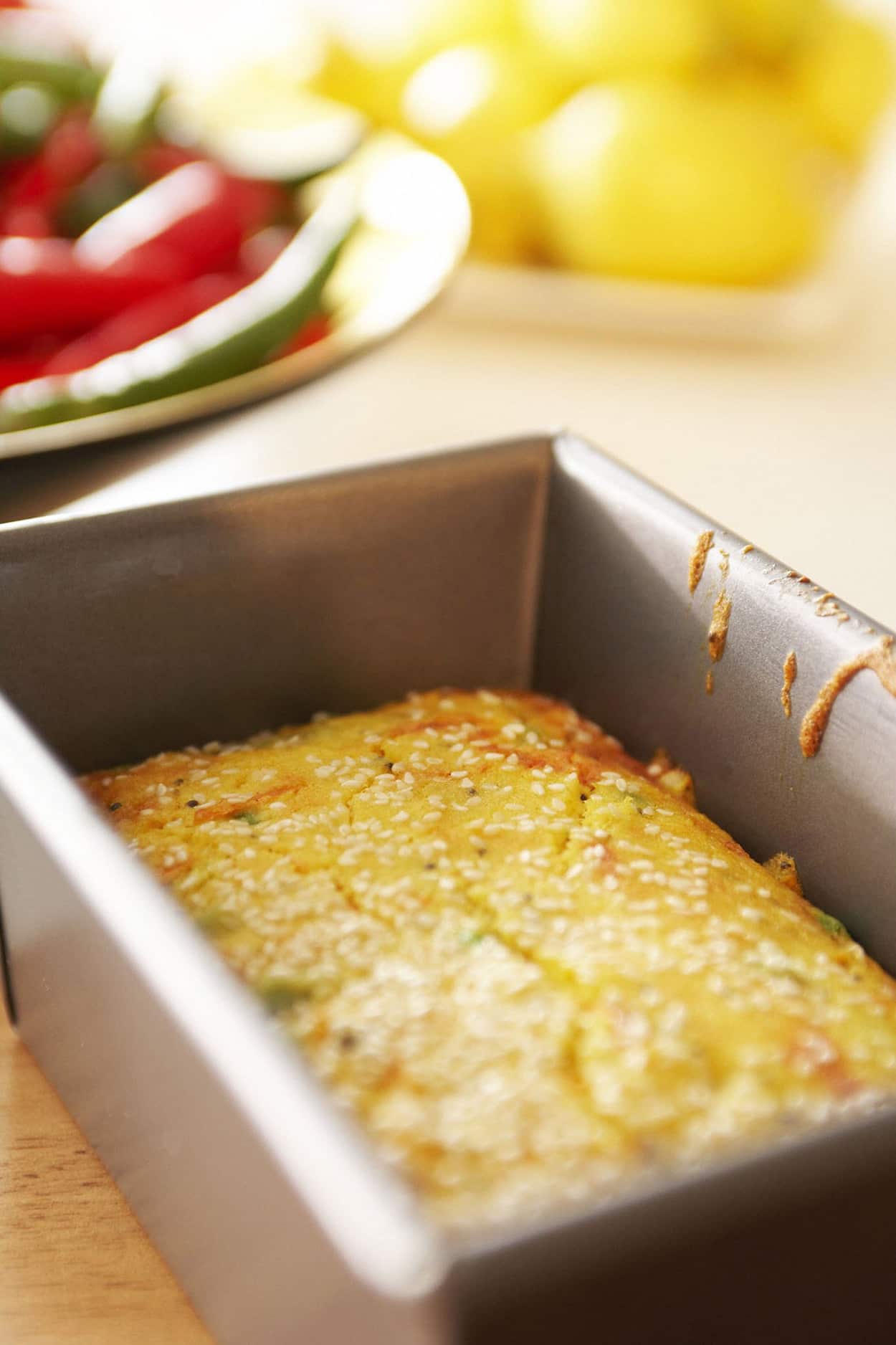 Savoury semolina cake