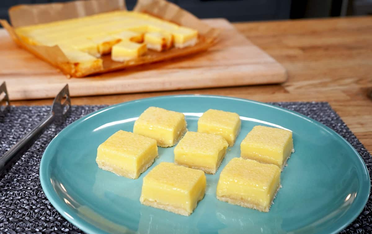 Cream cheese lemon squares