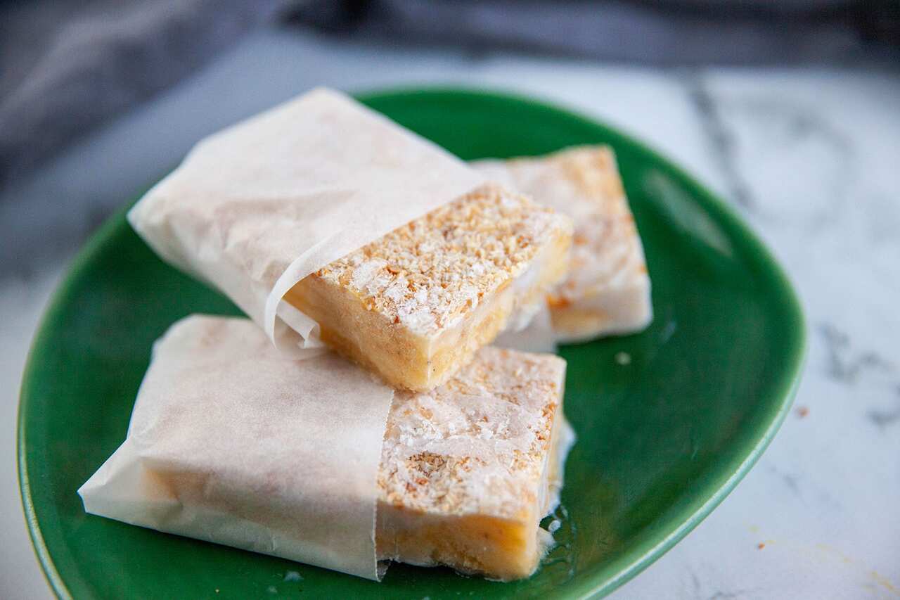 Vietnamese banana and coconut ice-cream (Kem chuối)