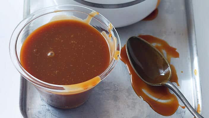 (Hardie Grant) caramel sauce