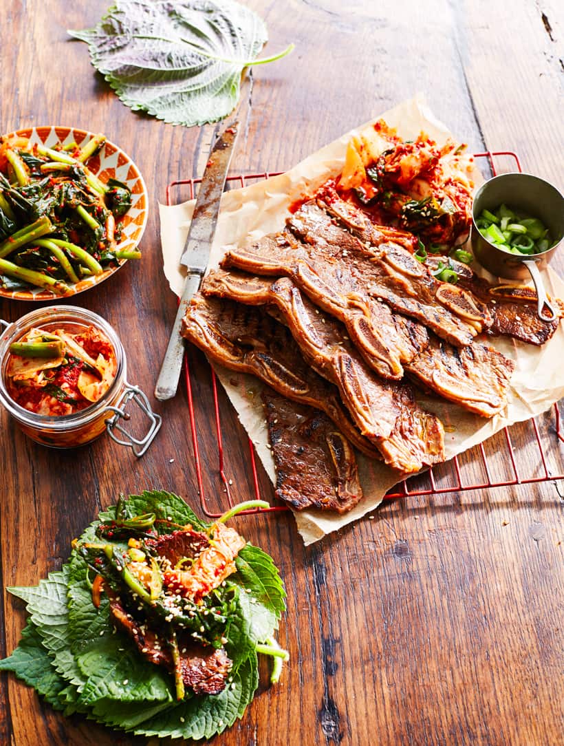 Barbecued beef ribs (galbi)