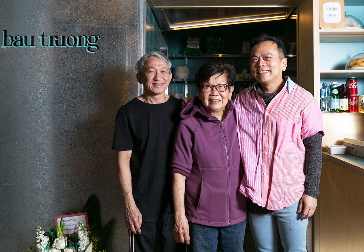 Phong Ich Lam ( black Tshirt), is the chef at Bau Truong Darling Square, Bac Cang Nghieu, Michael Thai 
