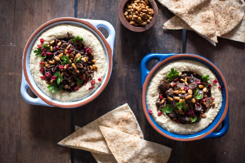 Spiced beef with hummus from mattersofthebelly.com.