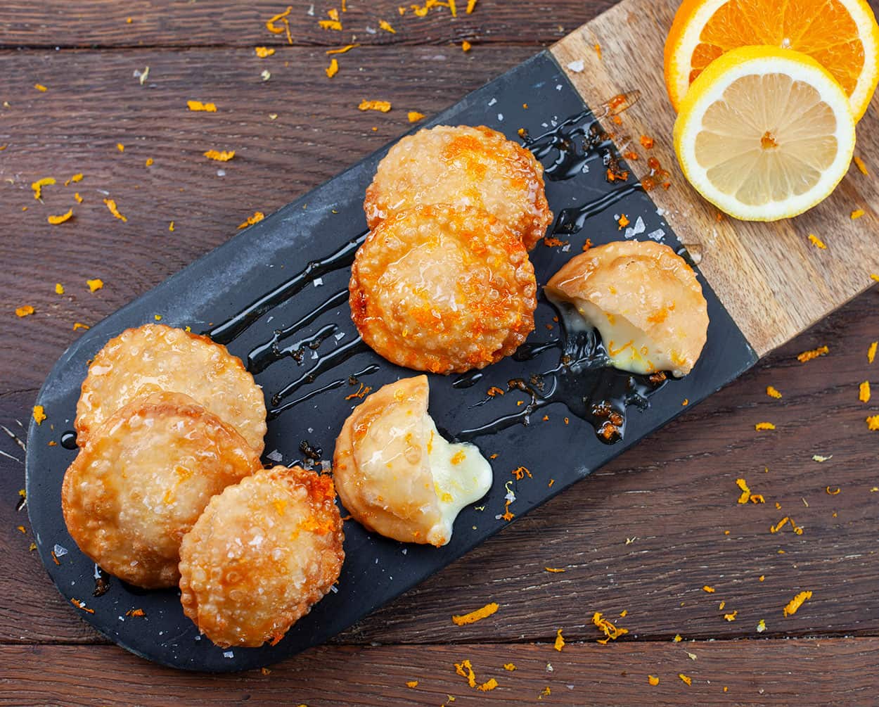 Honey and cheese fritters (seadas) 