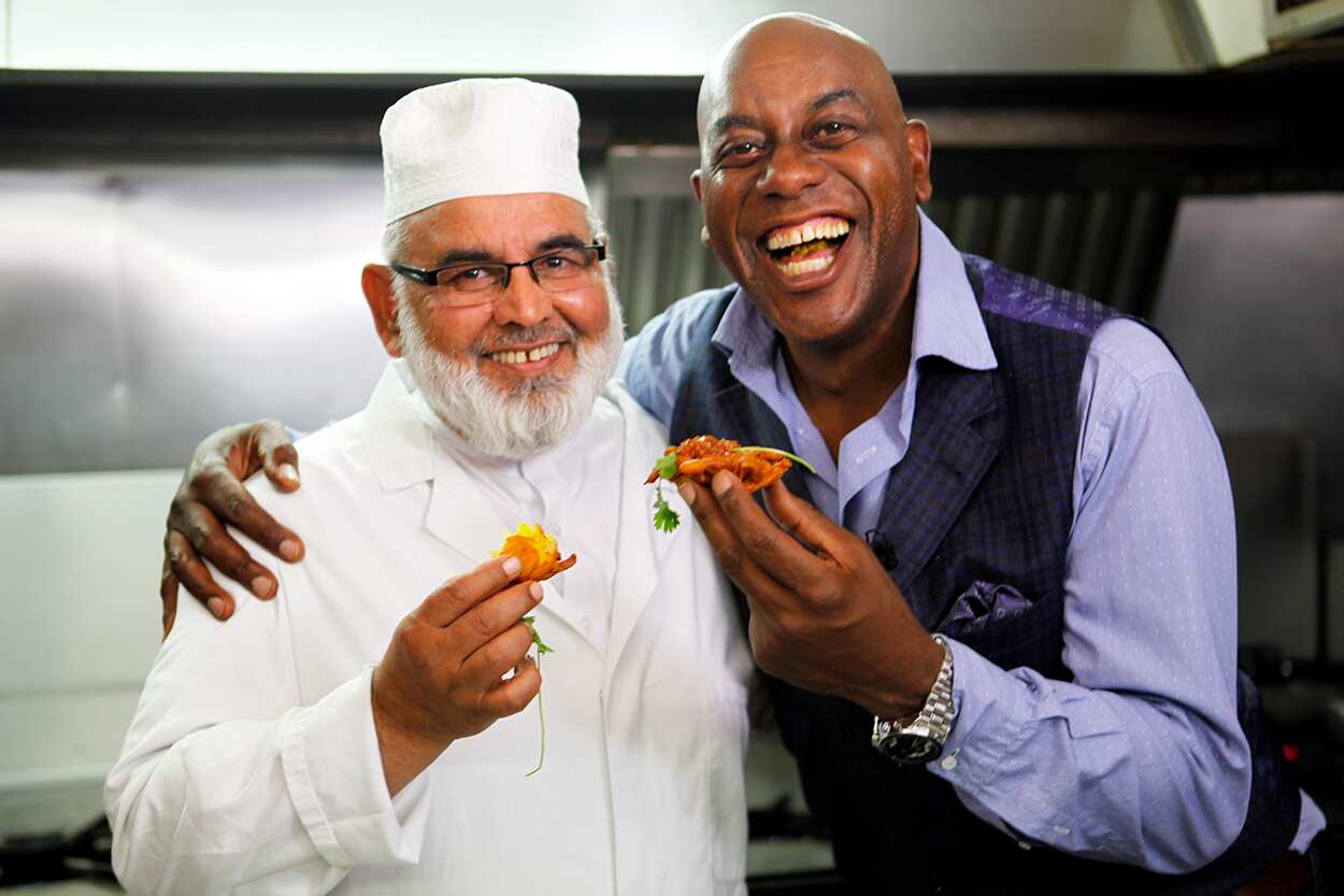 Ainsley Harriot with Pakistani chef in Brandford