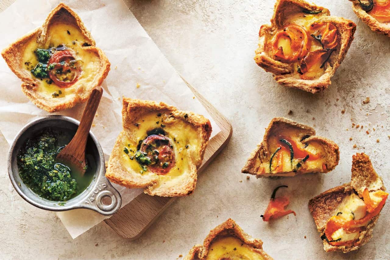 Bread cup quiches