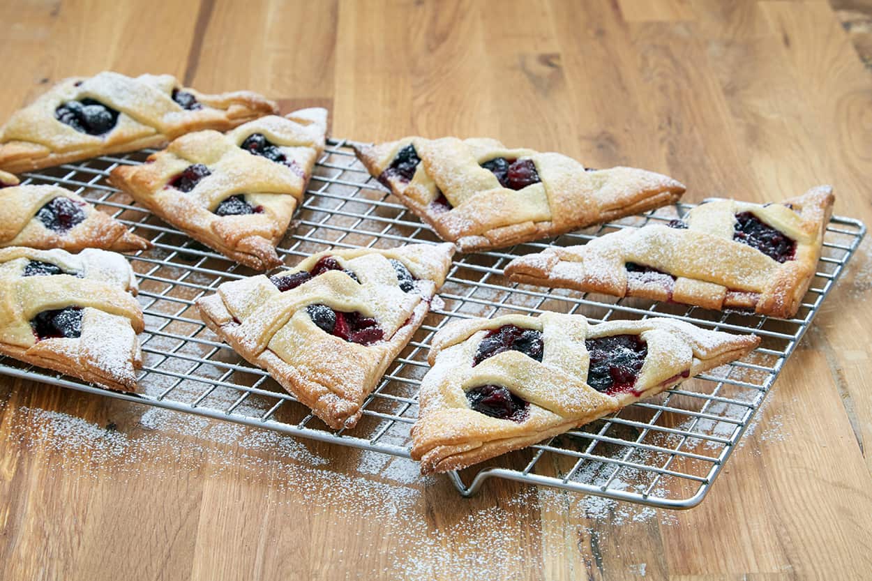 Berry crostatas