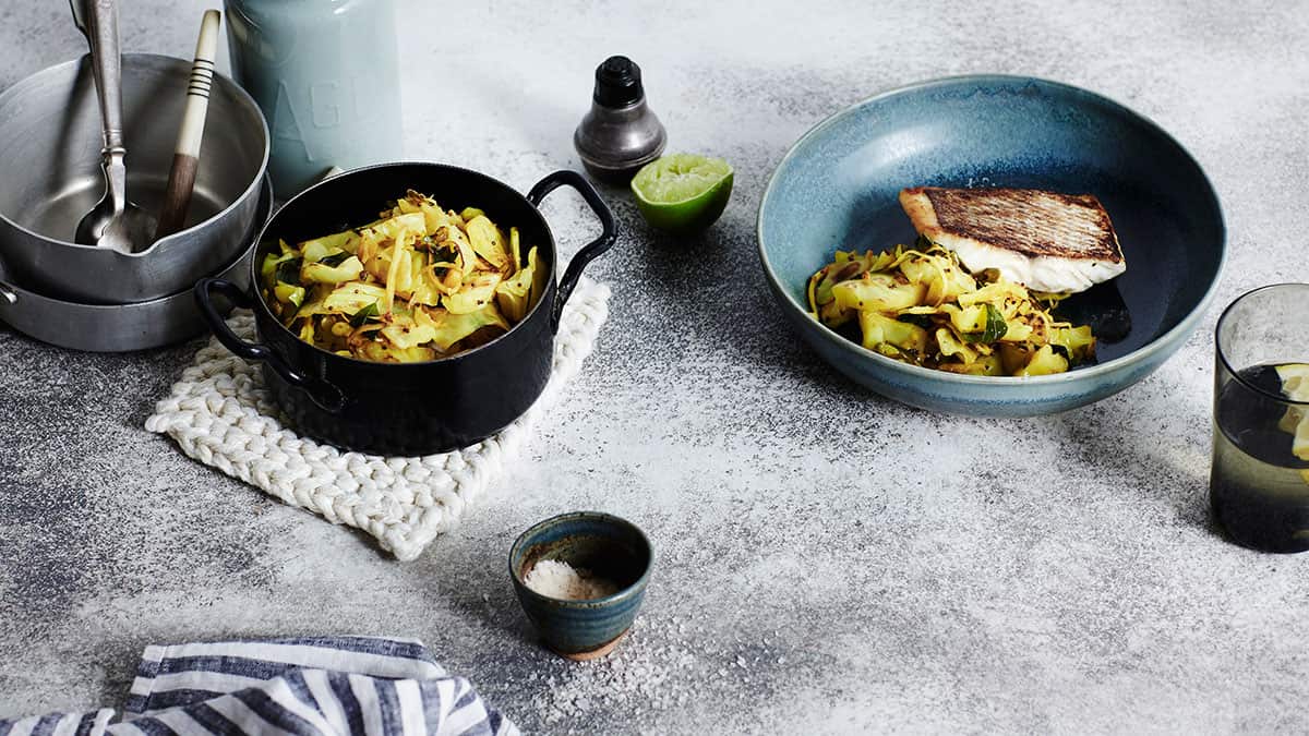 Green cabbage and coconut mallung