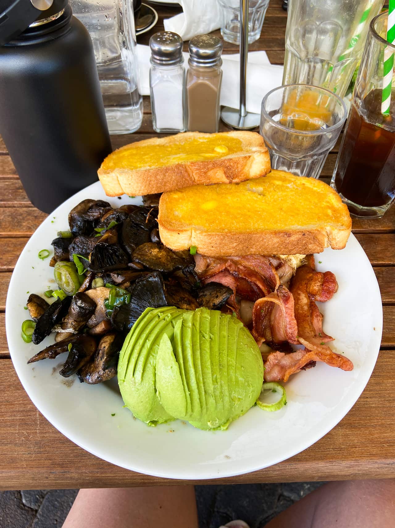 Breakfast at Lilipad Cafe