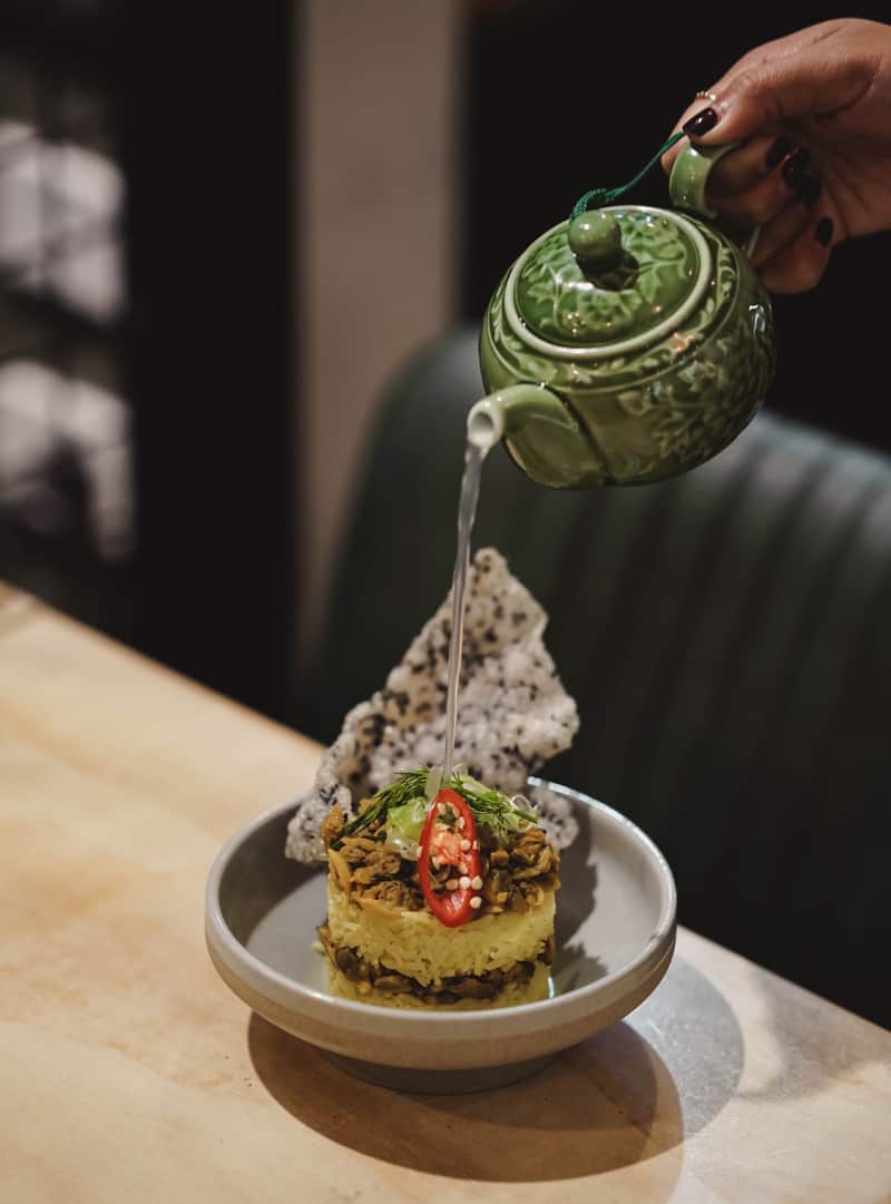 Com hen by Cash Only Diner