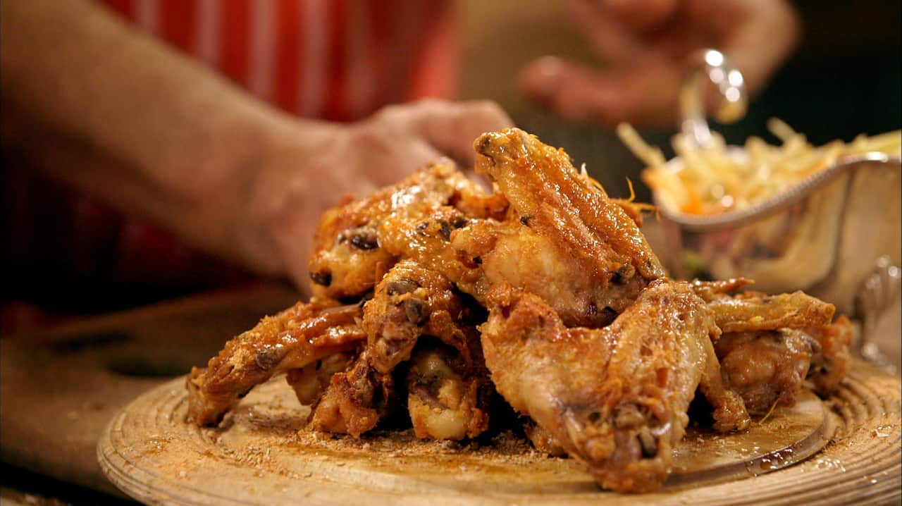 Cinnamon, ginger and red chilli spiced wings