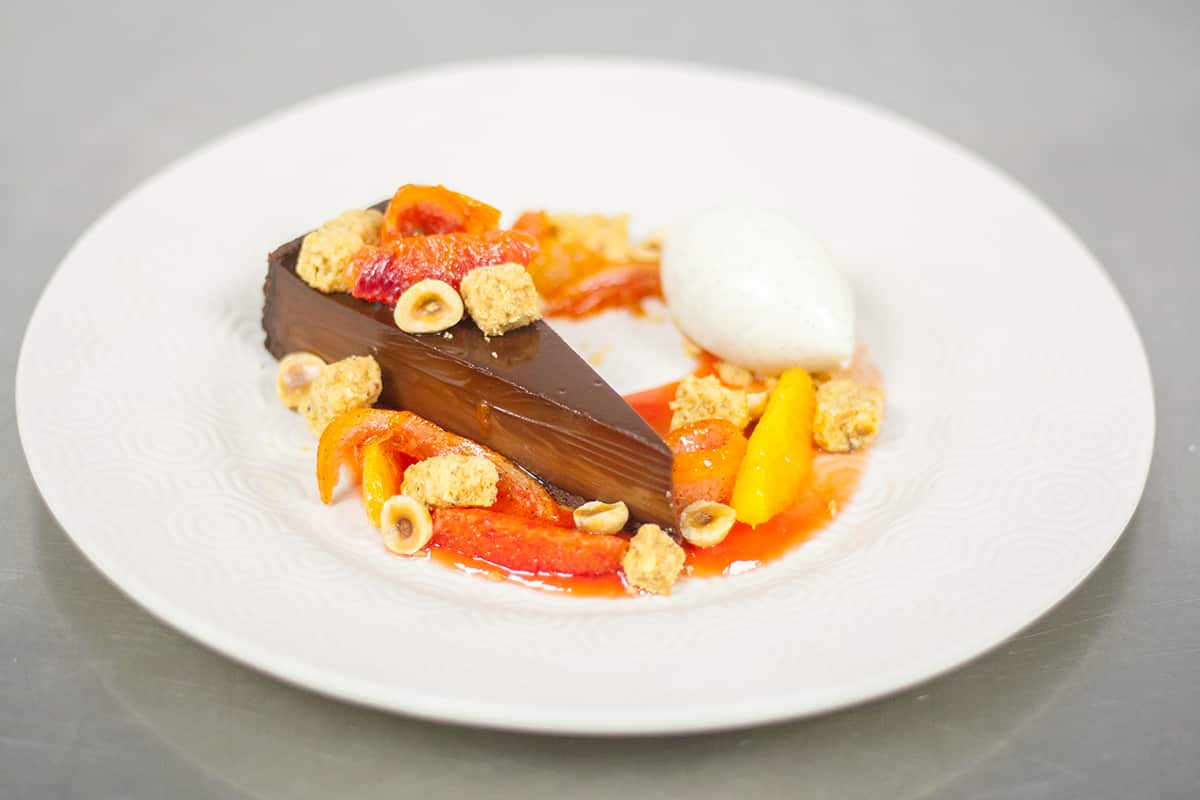 Chocolate and blood orange tart (tarte au chocolat et oranges sanguines)