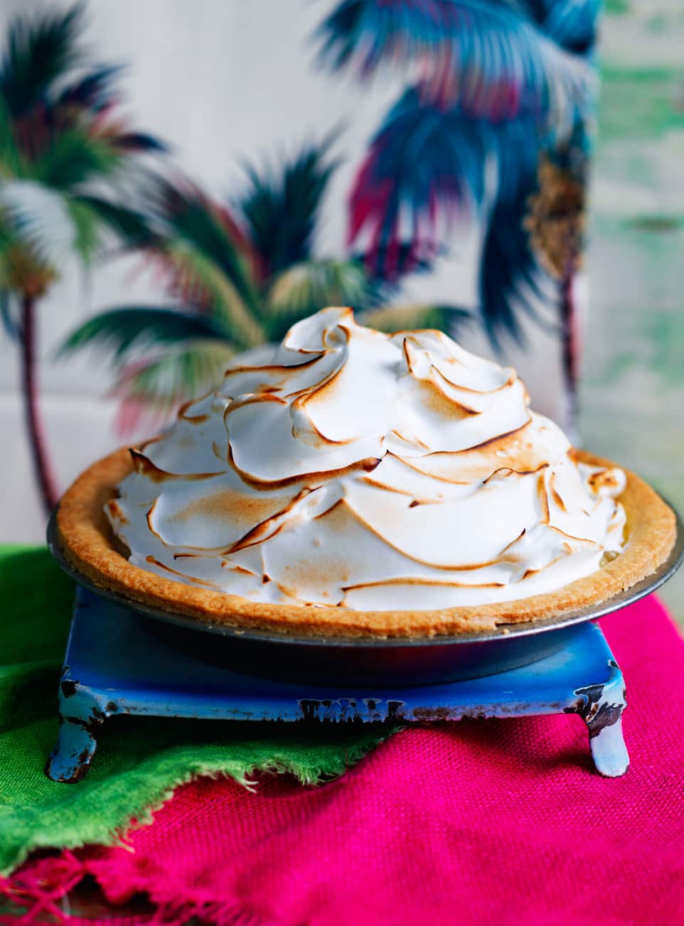 Coconut meringue pie