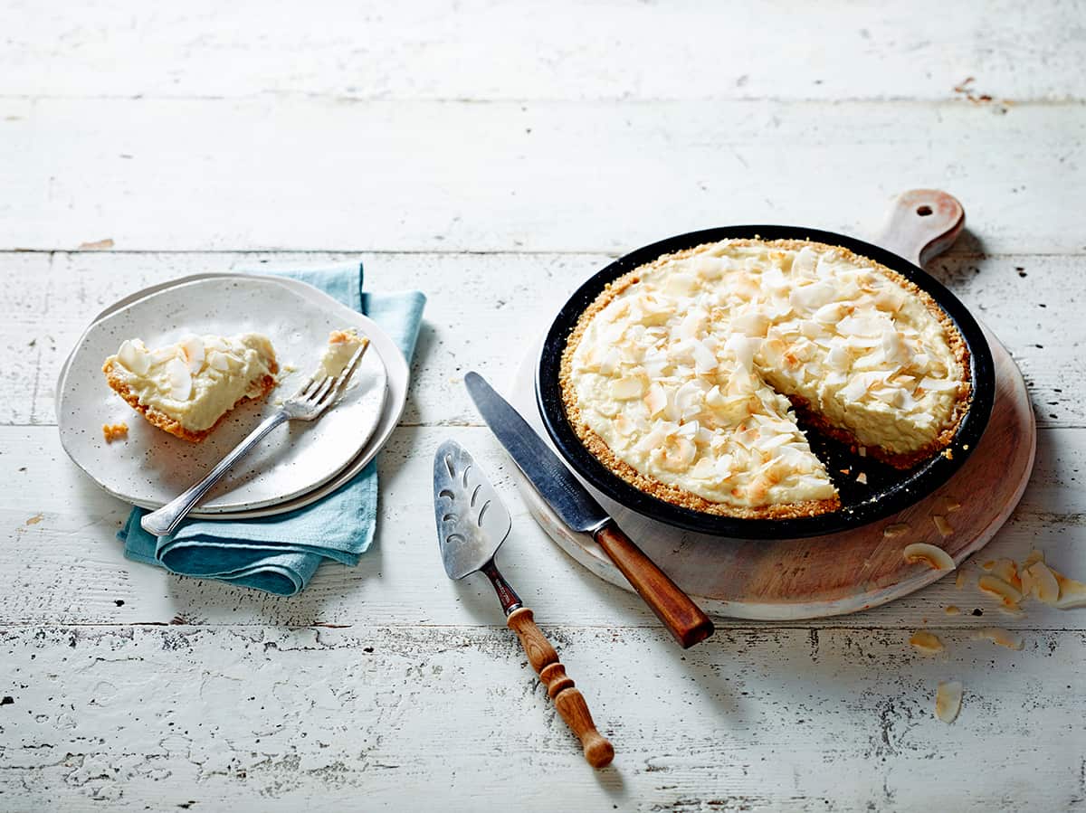 Coconut cream pie