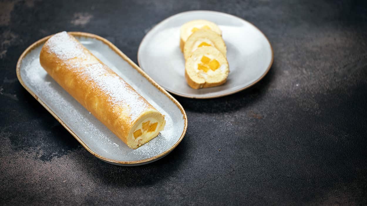 Mango cake roll