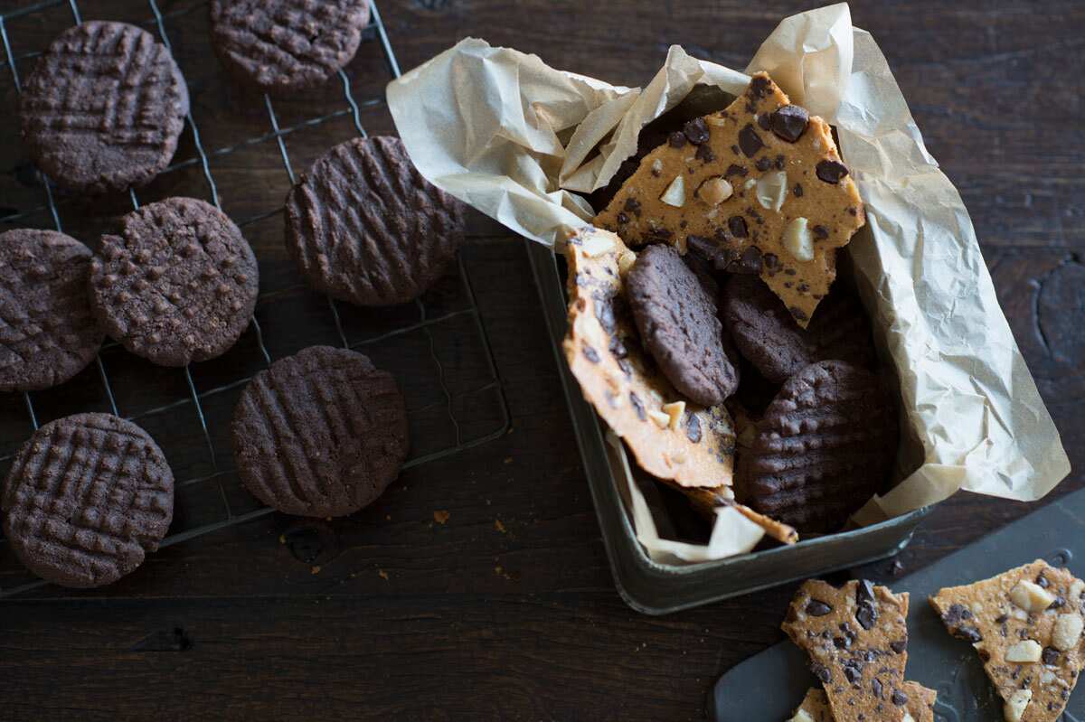 cookies-opener_Chocolate-Hazelnut-Shortbread-3.jpg