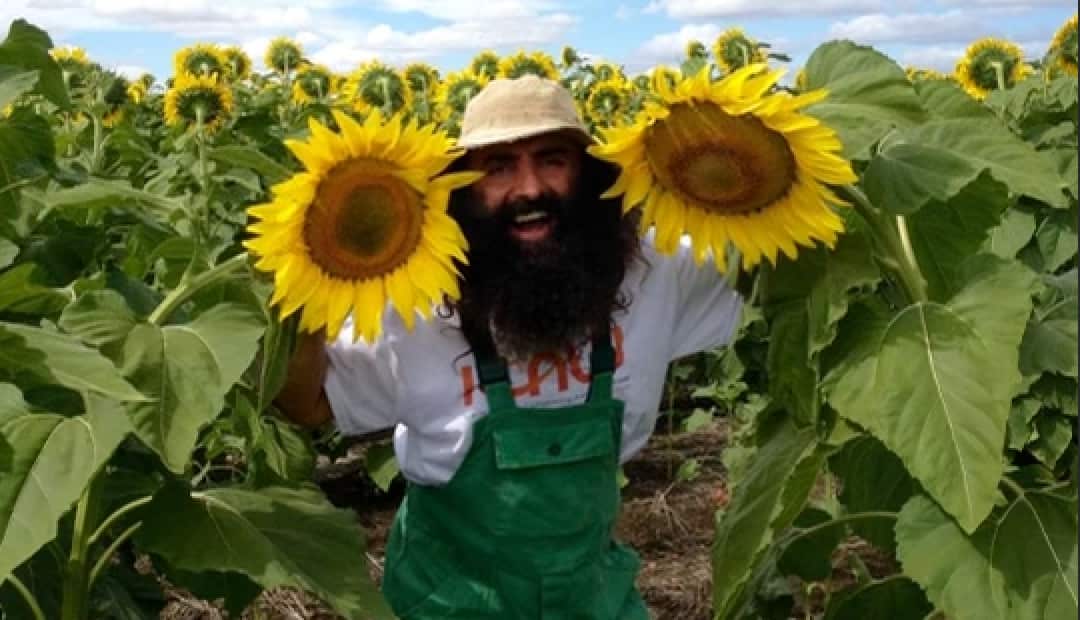 Costa Georgiadis loves all things gardening.