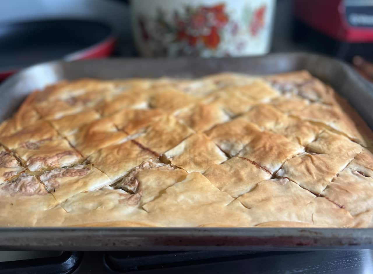 Costa Georgiadis'spanakopita.