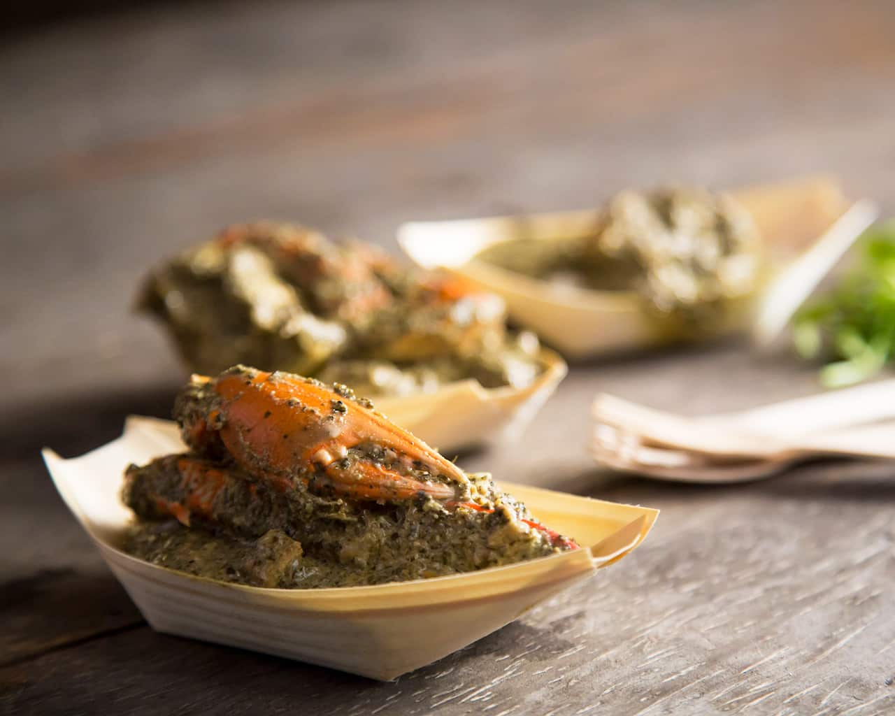 Crab and coconut matapa