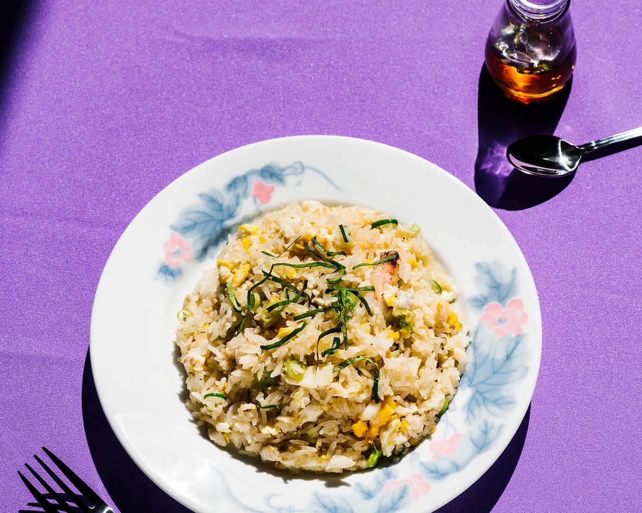 Crab fried rice (khao pad pu)