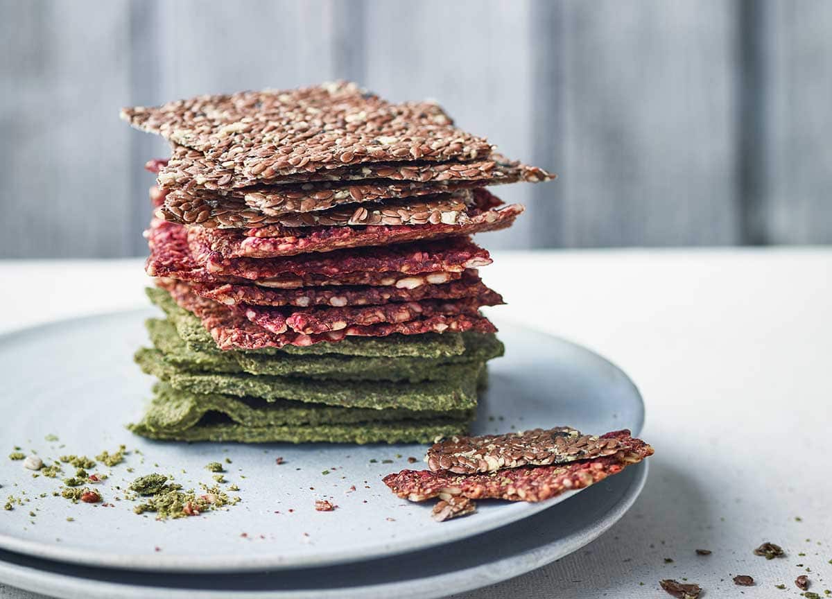 Veggie scrap crackers