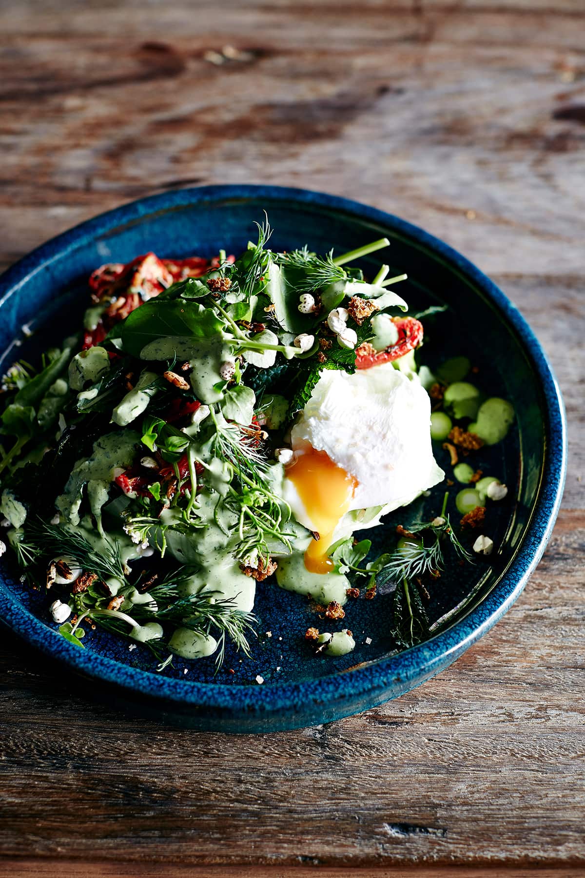 Crisp-head lettuce, tomato and grains