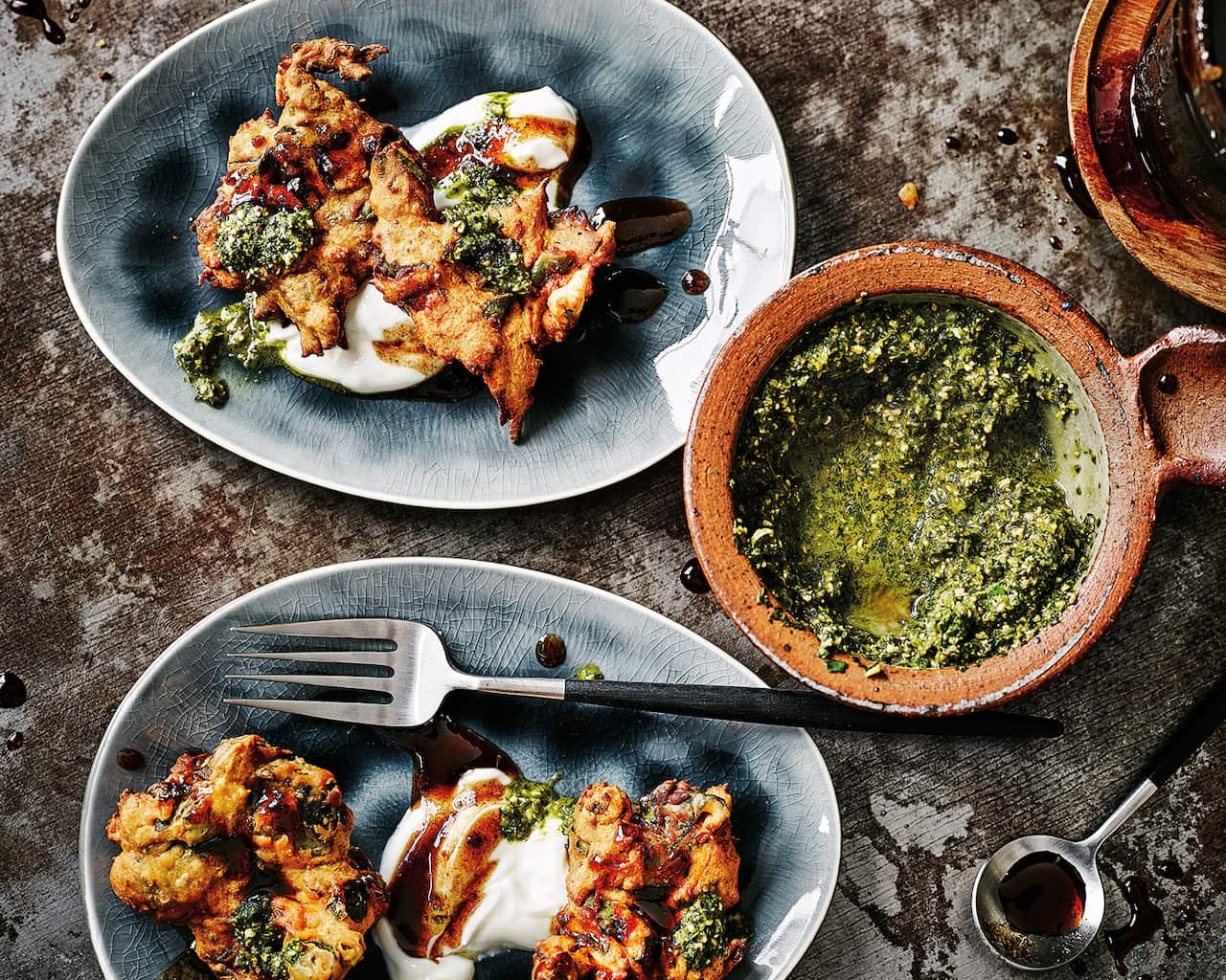 Crispy spinach chaat