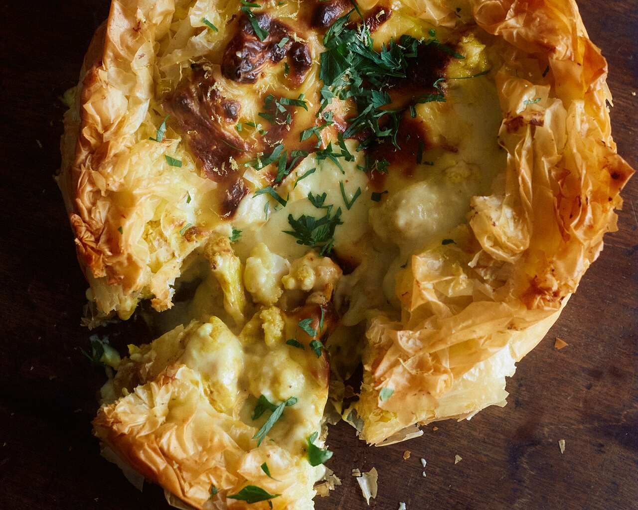 Curried cauliflower cheese filo pie
