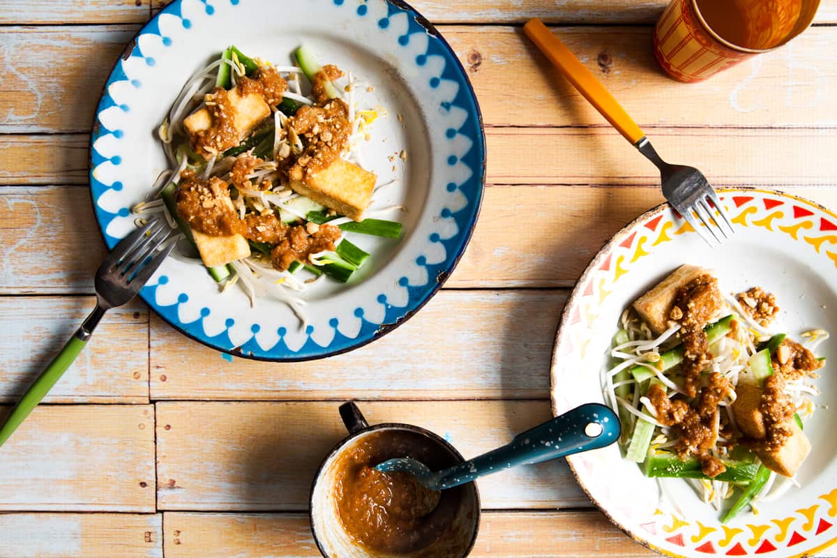 Deep-fried tofu with peanut sauce