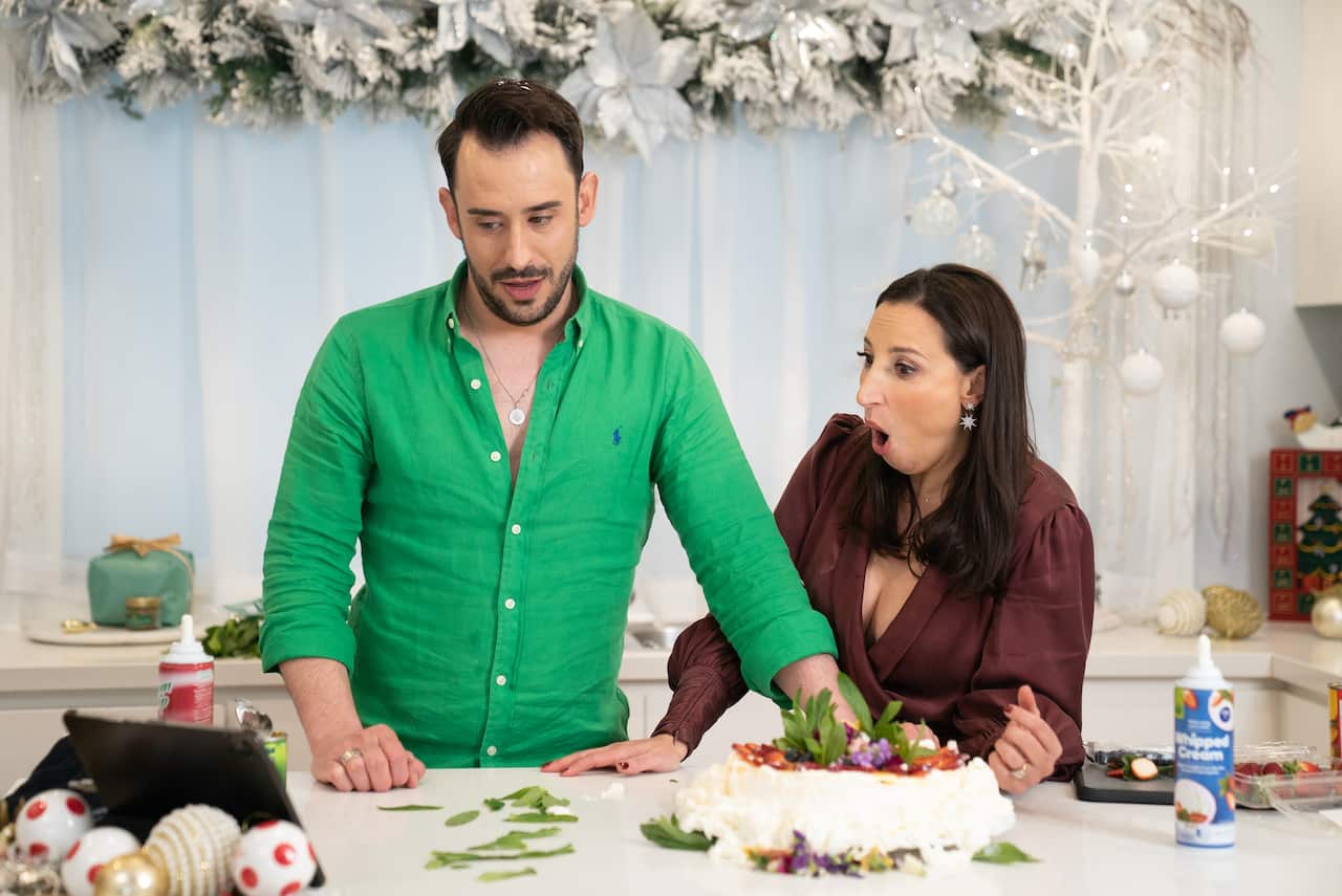 Dishing It Up Christmas 