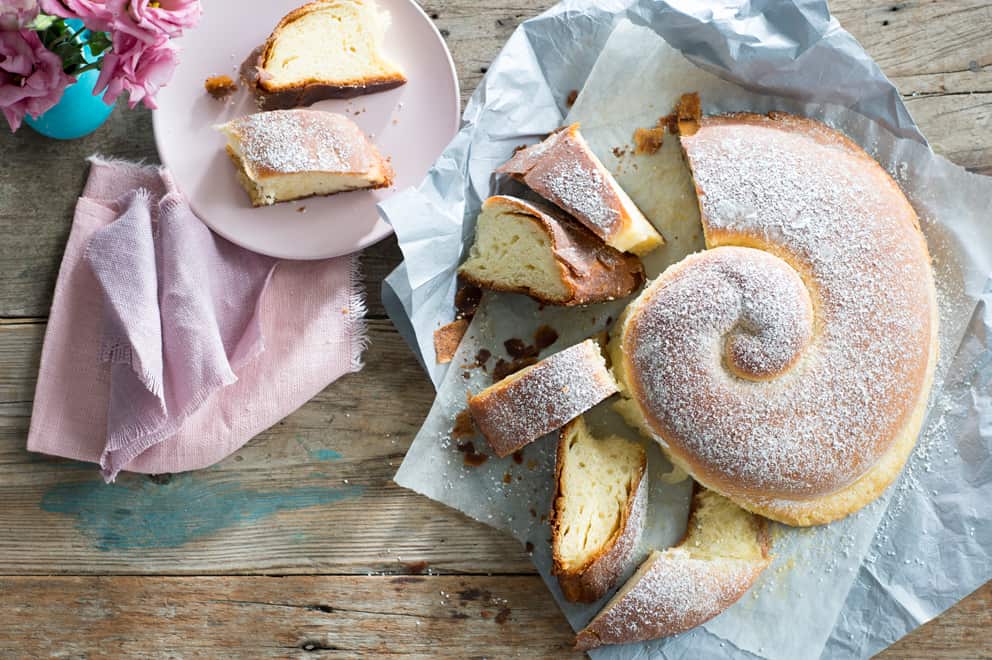 Ensaïmada (Spanish sweet bread)