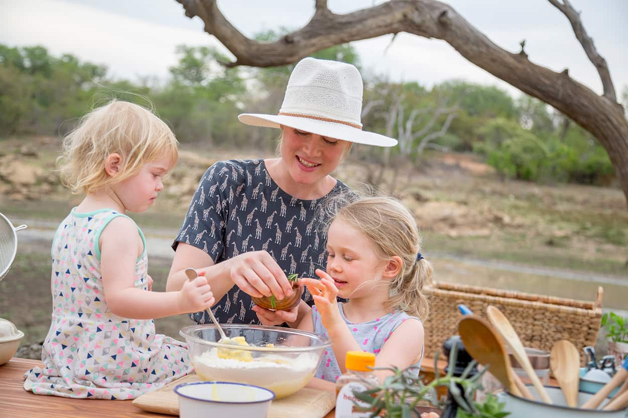 Sarah Graham with daughers Sophie and Isla