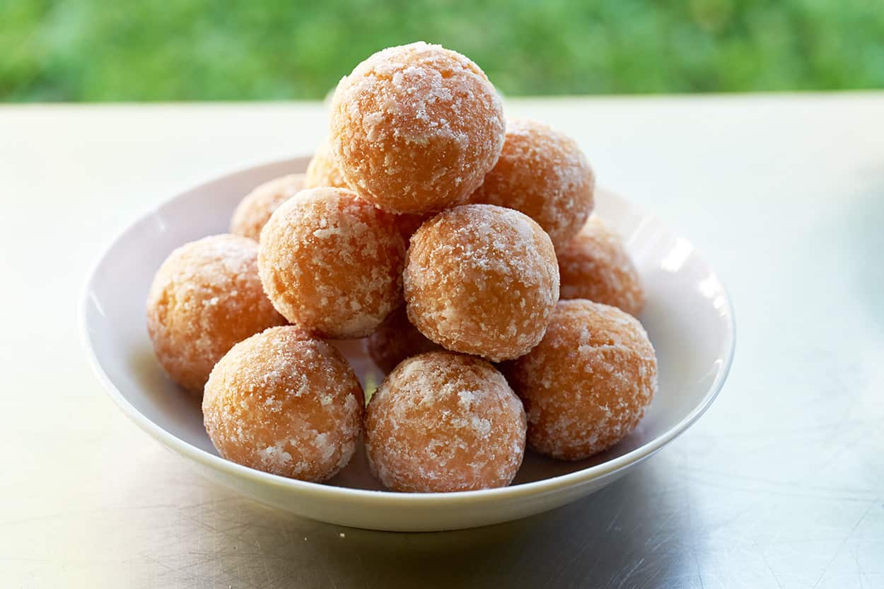 mung bean doughnuts