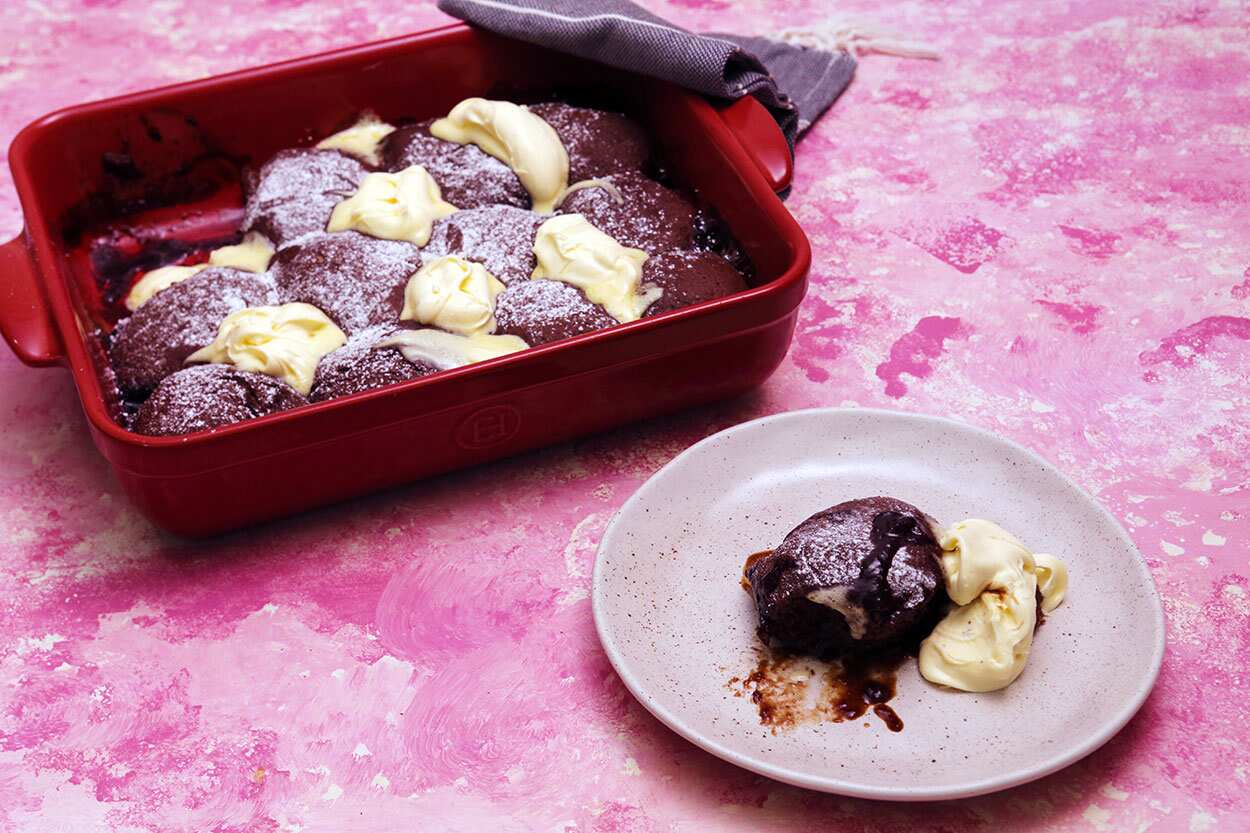 Tiramisu self-saucing bread pudding 